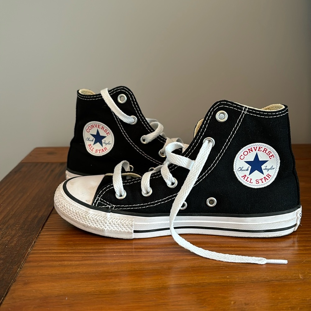 High top black converse